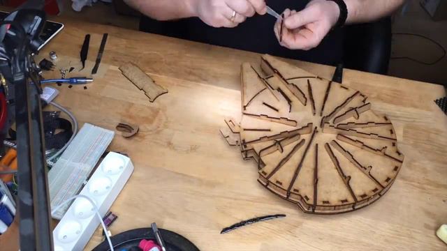 YT-1300 - Millennium Falcon смотреть онлайн