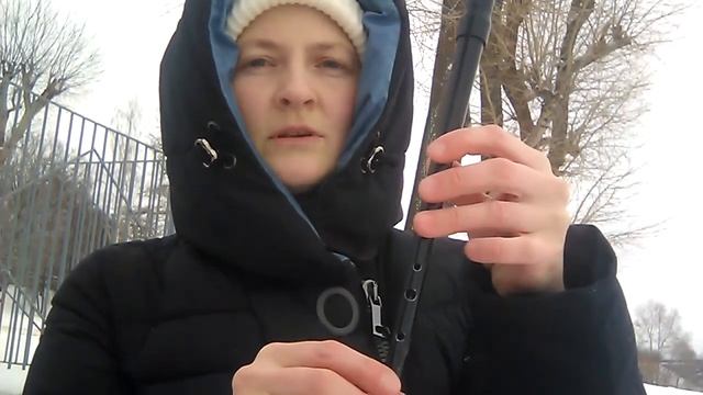 Урок 1 - как ДЕРЖАТЬ ИНСТРУМЕНТ и как берутся основные НОТЫ - уроки игры на тин вистле смотреть онлайн