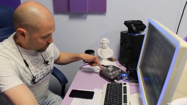На Студии Звукозаписи - матушка Валентина Корниенко смотреть онлайн