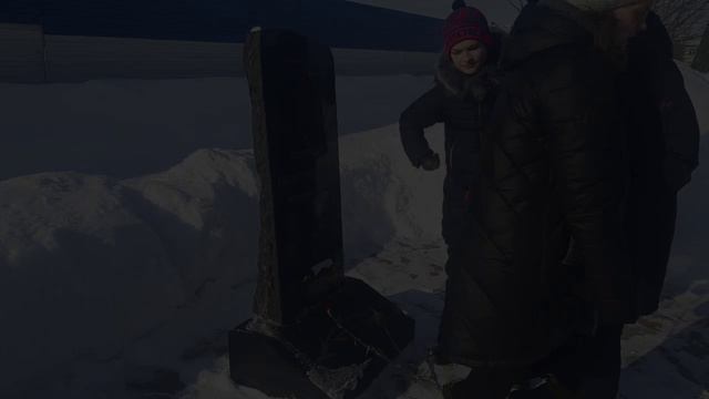 Возложение цветов к памятникам 23 февраля смотреть онлайн