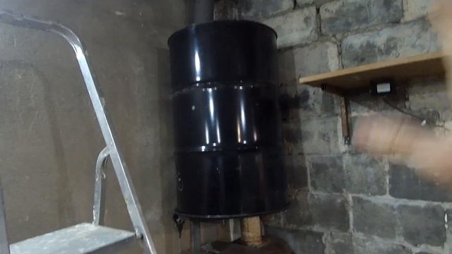 Модернизация буржуйки. Повышаем КПД буржуйки. Обогрев гаража, мастерской. смотреть онлайн