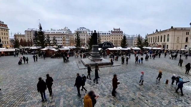 Spaziergang In Dresden: Die Frauenkirche Am Neumarkt