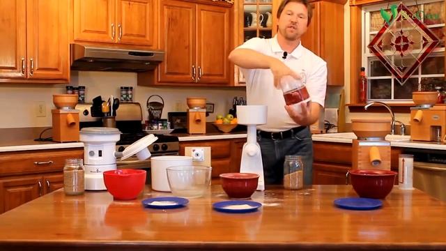 Тест обзор сравнение электрических мельниц Komo Fidibus Medium, Wonder Mill WM2000 Family Grain Mil