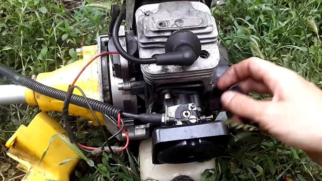 Плохо/не ЗАВОДИТСЯ бензокоса/бензопила/мотокоса. СЛАБАЯ ИСКРА. Замена катушки зажигания. смотреть онлайн
