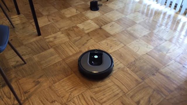 iRobot Roomba 960 Not Docking + Error 5 (Left Wheel is Stuck Error) + Error 16 (Flat surface Error) смотреть онлайн