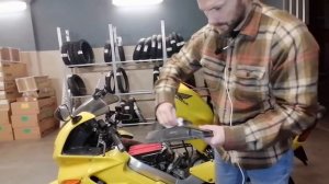 Замена воздушного фильтра на Honda VFR 800