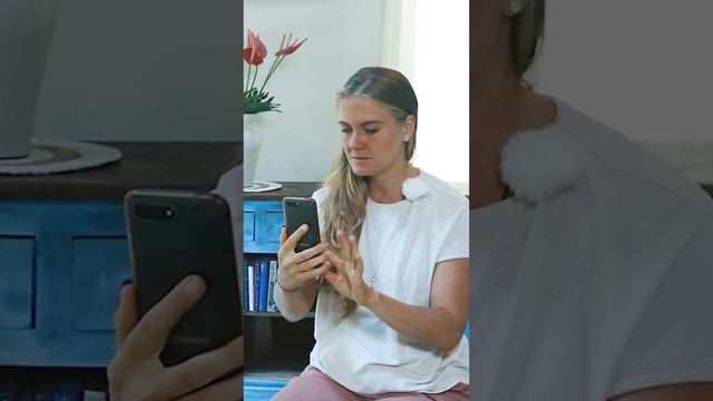 Как побороть СТРАХ ПЕРЕД КАМЕРОЙ? Упражнение для преодоления страха камеры #shorts смотреть онлайн