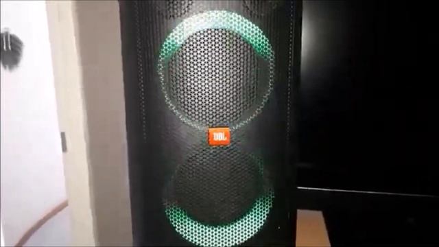 Jbl Partybox 100 DJ Turn It Up Bass Test! смотреть онлайн