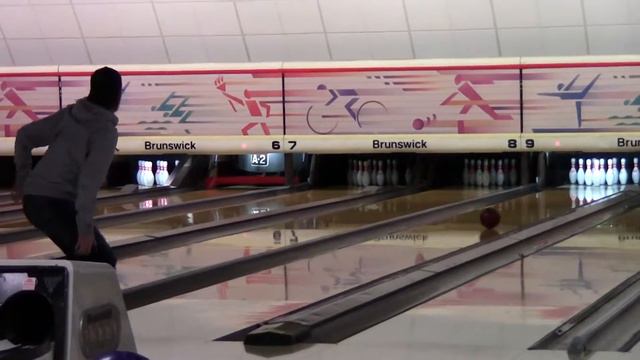1/21/16 Travis Pitchford 300 Game Valparaiso, IN смотреть онлайн