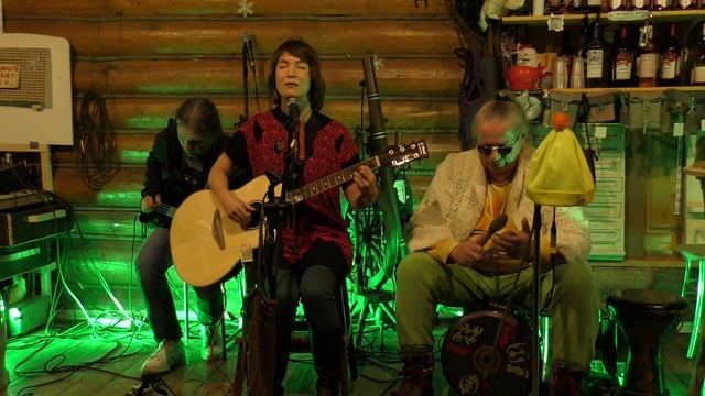 РЫБА НА МЕЛИ / МИМО СЕБЯ - Земляничная Поляна смотреть онлайн