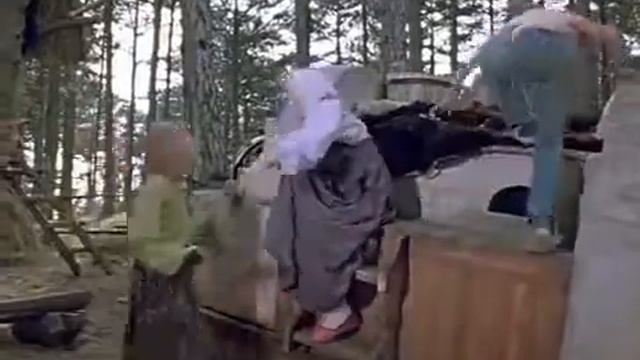 Копия видео "Приходите в гости к нам Там на неведомых дорожках" смотреть онлайн