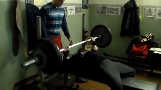 Верхотурская Качалка жим лёжа 142,5 кг на 3 раза смотреть онлайн