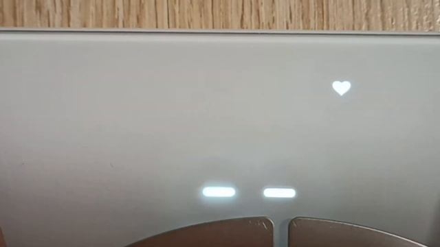 Процесс измерения на весах Honor smart scale 2 смотреть онлайн