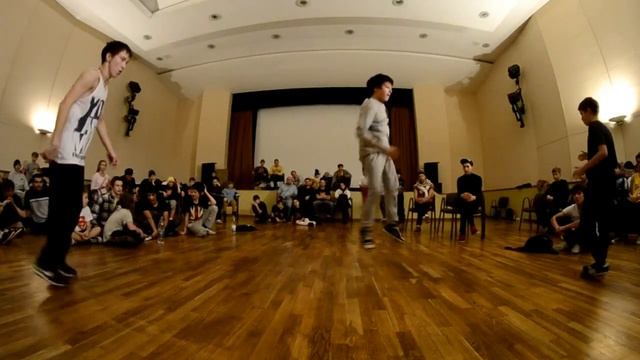 Реп на голове 2012 Хоббит vs Хирасима 3 место.MOV смотреть онлайн