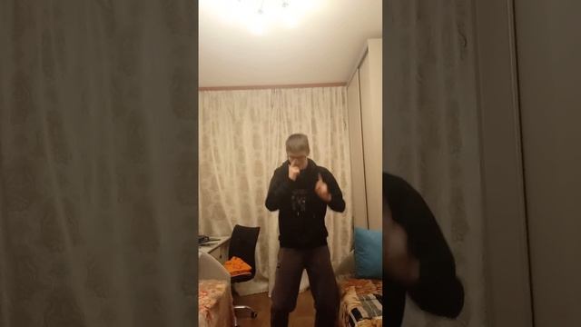 Эй Симба, я Фуфелшмерц делай то что скажу смотреть онлайн