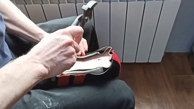 Предворительное формование обуви.Индивидуальный пошив. Пошив обуви.Shoemaker смотреть онлайн