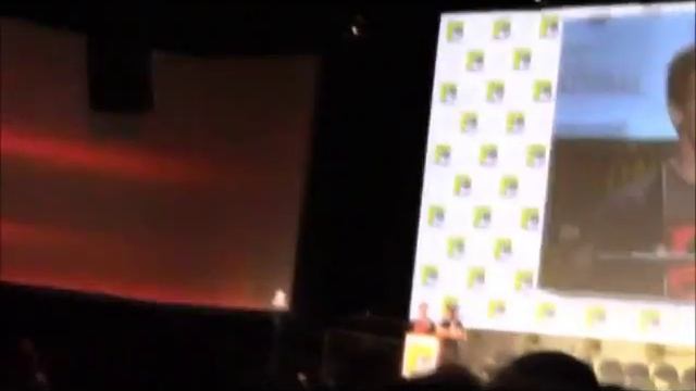 Грант Гастин и Стивен Амелл на Комик-Кон в Сан-Диего смотреть онлайн