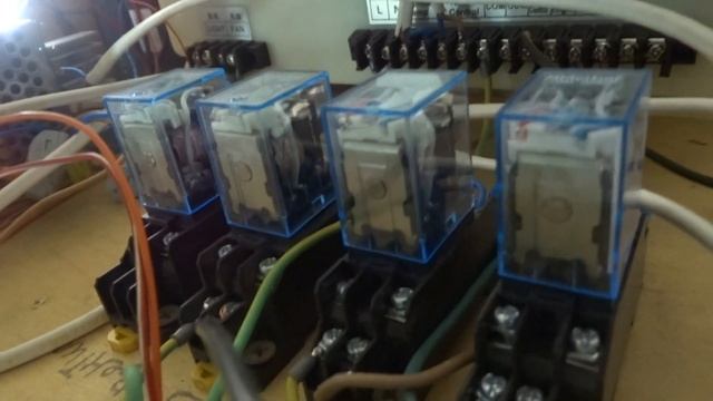 Обзор внутренностей моего самодельного инкубатора на 1200 яиц смотреть онлайн