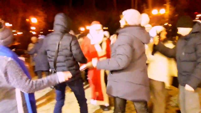 Пусть плачут те, кому мы не достались!!!Танцы в парке Горького!!!Харьков 2022 смотреть онлайн