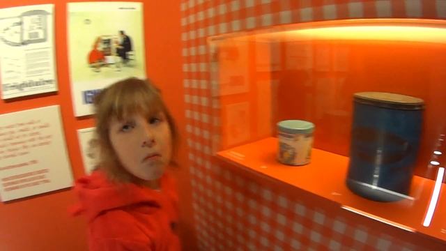 Музей науки и техники в Милане.#3 Маша выращивает виртуальный виноград смотреть онлайн