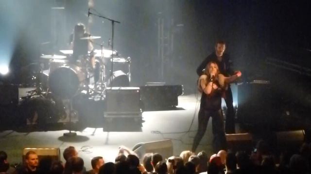Izia Baby Casino De Paris 15 03 2012 смотреть онлайн