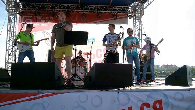 33) Ботаникал Гардэн - Пой [День Мыльных Пузырей Иркутск 2018] смотреть онлайн