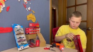 Распаковка и обзор машинок технопарк.