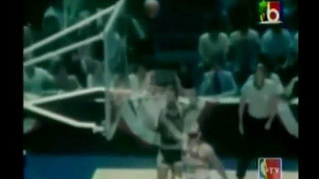"Did Somebody Say ICE?" A Tribute To #44 George Gervin смотреть онлайн