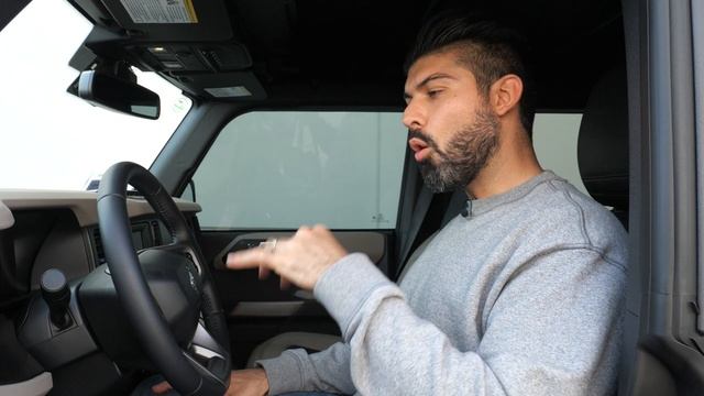 Here’s Why You Should and Shouldn’t Buy A New Ford Bronco смотреть онлайн