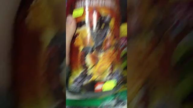 Зашел в тц первомайский и увидел... смотреть онлайн