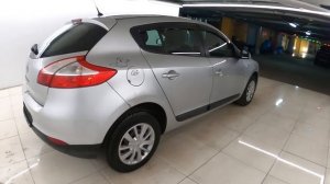 Renault Megane III 1.6 AT (106 л.с.) 2011