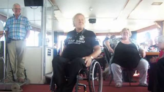 Koos alberts rondvaart boot met fans 1 juni 2014!2 смотреть онлайн