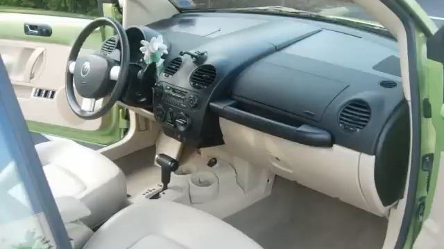2004 Volkswagen Beetle GLS Convertible смотреть онлайн