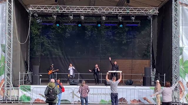 Квартет (вокал, гитара, клавиши) смотреть онлайн