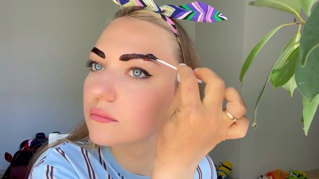 БРОВИ КАК ИЗ САЛОНА-ЛЕГКО !Как покрасить брови дома краской или хной ASMR смотреть онлайн