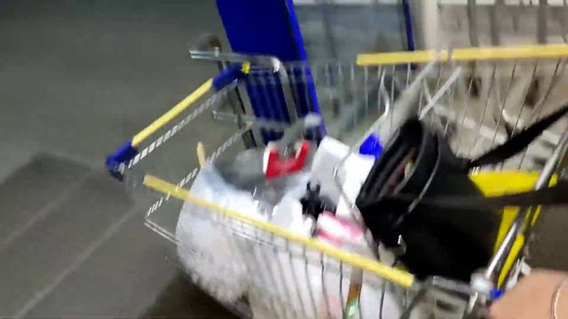 Покрасила волосы в чëрный 🤯 / Может это было зря? смотреть онлайн