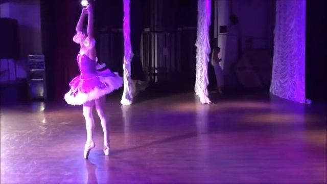 П.И.Чайквский "Вариация Феи нежности" из балета "Спящая красавица" LuxBallet смотреть онлайн