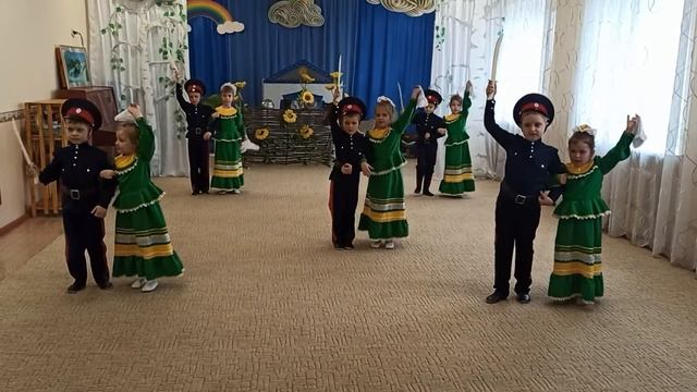 "Варенька" казачий народный танец , подг.группа смотреть онлайн