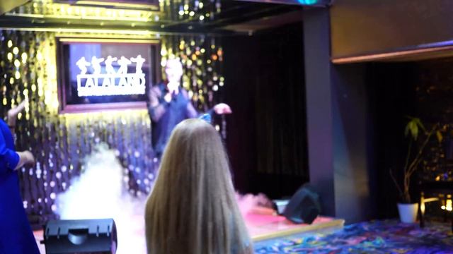 Александр Дей-Русс (Dei-Russ) - Стюардесса по имени Жанна (15.08.2021) смотреть онлайн