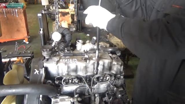 Проверка компрессии в двигателе D4BH 4071723 Starex 2.5 л. элек-ное ТНВД смотреть онлайн