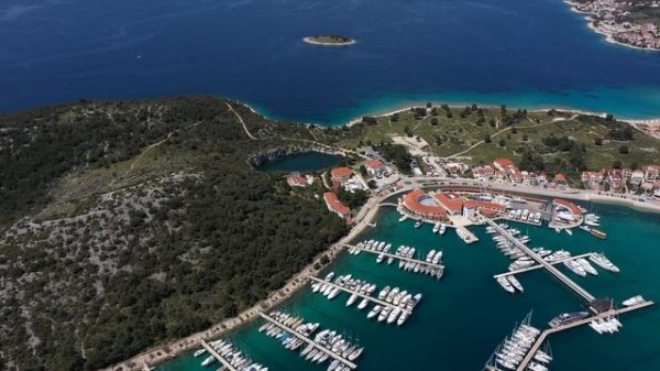 Song: Sharks - Shiver [NCS Release] Music provided by NoCopyrightSounds