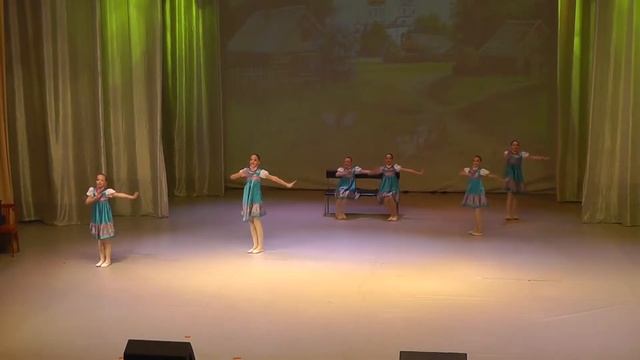 а в нашем дворе смотреть онлайн