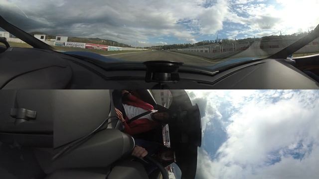 Ferrari F8 Tributo Test drive on Varano race track 360° view смотреть онлайн