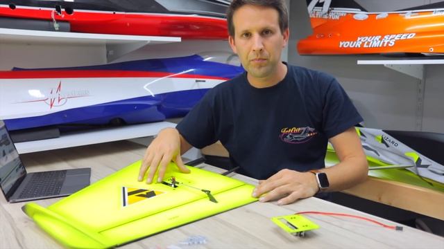 SAB Lizzard Build - Episode 01. Intro and servos. смотреть онлайн