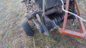 Прессуем сено в рулоны. Минитрактор Синтай и мини пресс подборщик 0850