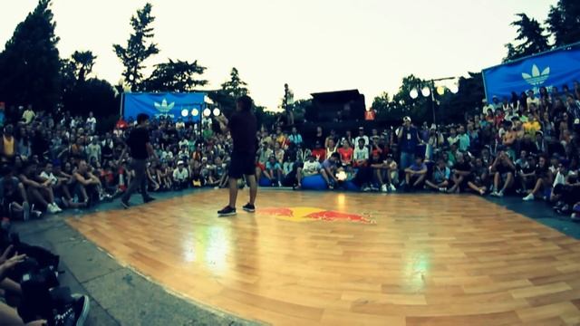 ZIPROCK VS VADOS (Yalta Summer Jam 2012) Special 16 by BOOMBOX TV смотреть онлайн