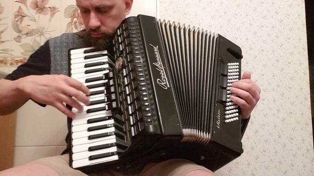 Аккордеон Royal Standard Meteor. Размер 3/4. Чёрный. смотреть онлайн