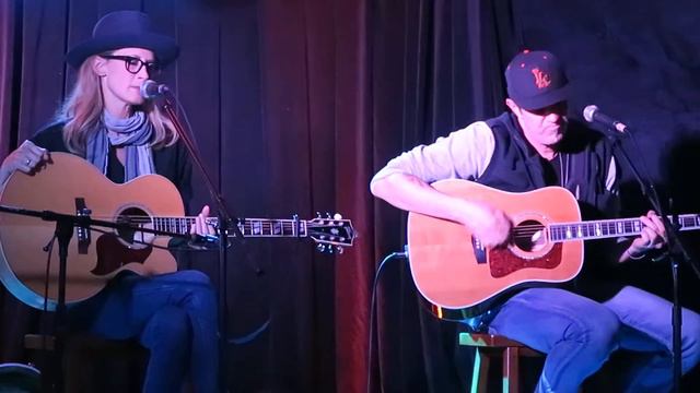 Chely Wright "Single White Female" Live Song The Locks Philadelphia Show 2019 Tour Lyrics смотреть онлайн