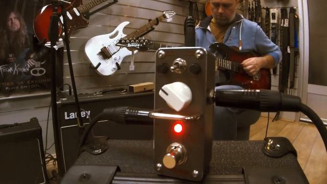 Pedala: TOMSLINE ATR-3 TWISTER (Flanger) смотреть онлайн