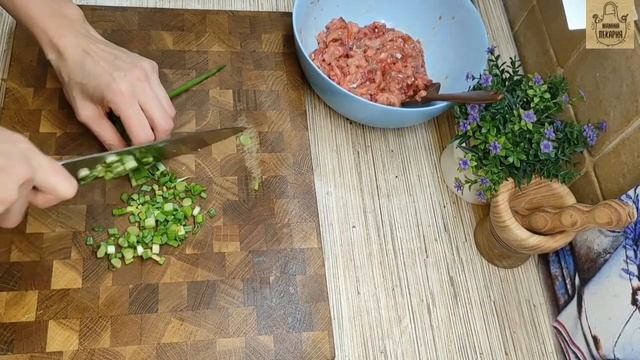 РУБЛЕННЫЕ КОТЛЕТЫ ИЗ ГОРБУШИ БЕЗ ЯИЦ И МУКИ! СОЧНЫЕ , ГОТОВЫ ЗА 10 МИНУТ!.mp4 смотреть онлайн